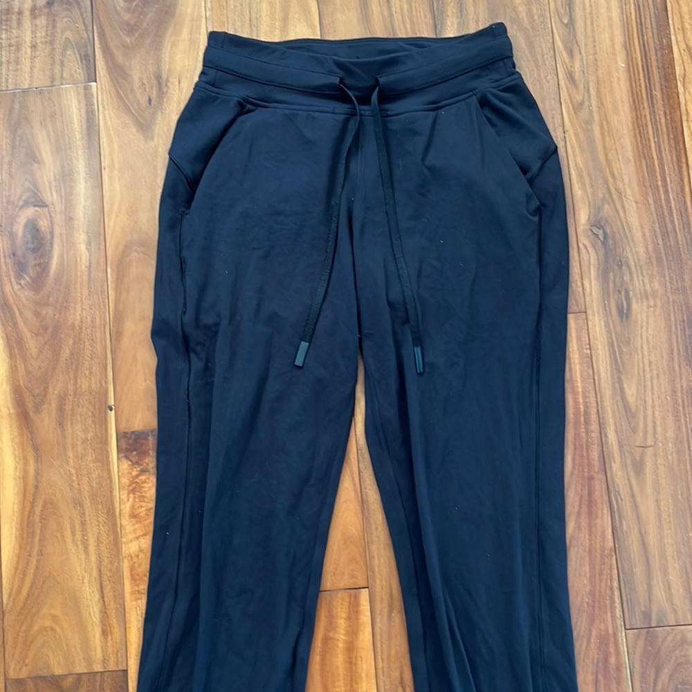 Lululemon joggers